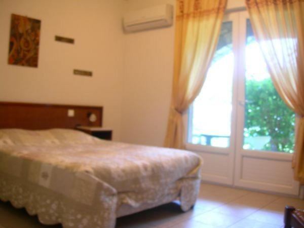 Hôtel de la Madeleine à Tornac Anduze Esterno foto